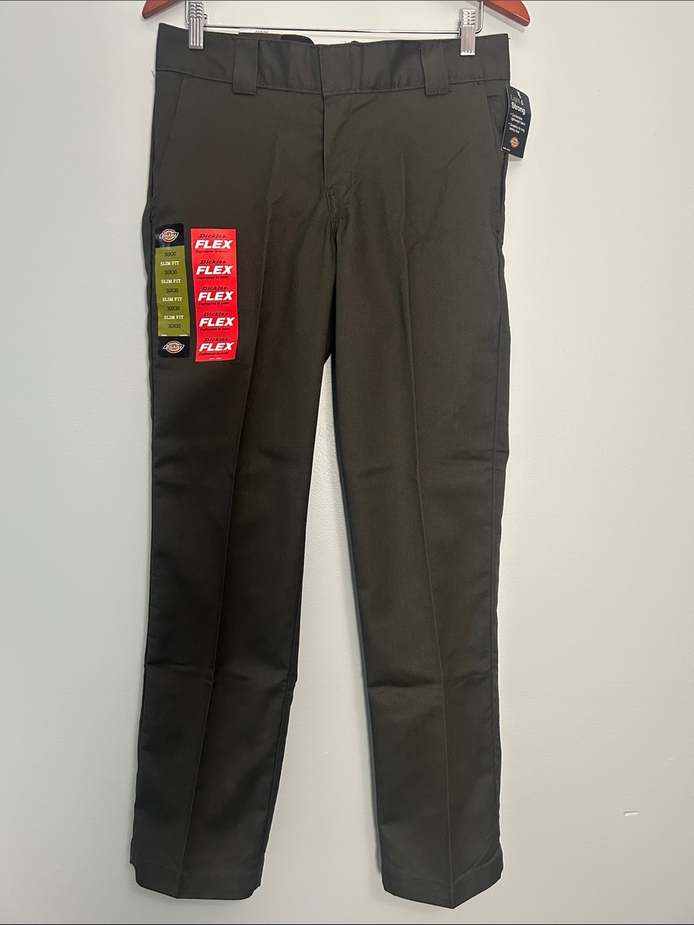 Dickies 30 x 30 Pants Flex Twill Work Pants Slim Fit Tapered Leg Olive Green NWT